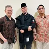 Fariz RM foto bareng Ahmad Dhani dan Indra Lesmana