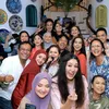 Artis di Rumah Yuni Shara