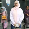istri ketiga uje, umi pipik uje