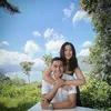 Potret hangat Kenang Mirdad dan Tyna Kanna.