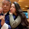 Potret Hotman bareng wanita-wanita cantik dan seksi.