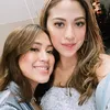 Potret kebersamaan Cynthia Ganesha dan Tyna Kanna.
