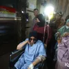 Dokter detektif pakai baju biru