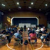 Na Hwa Jin Mengajar di SMK