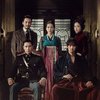 Inilah drama yang paling ditunggu karya Kim Eun Sook, 'Mr Sunshine'. Drama ini mengambil setting di tahun 1871 serta dibintangi oleh Lee Byung Hun, Kim Tae Ri, Yoo Yeon Seok, Byun Yo Han dan Kim Min Jung. 'Mr Sunshine' mulai tayang di tvN pada 7 Juli.