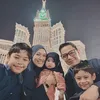 Momen Dude Harlino dan Alyssa Soebandono umroh