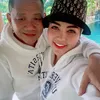 Foto Mesra Bella Shofie dan Suami
