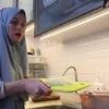 Dinda Hauw Masak Steak
