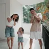 Kemesraan Krisjiana dan Siti Badriah