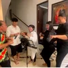 Rosa Meldianti dan Dewi Perssik