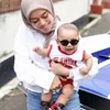 Potret Baby lesalr dalam berbagai Busana.