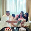 Duma Riris bersama keluarga