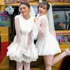 Duo Anggrek pose centil
