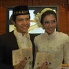 dimas seto, dhini aminarti