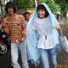 dimas seto, dhini aminarti