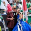 EJAE Peluk Andrea Bocelli