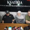 Ayu bersama tim kuasa hukum