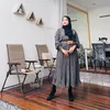 Anak angkat Elly Sugigi