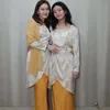 Ayu Ting Ting sudah mengunjungi tempat langganannya.