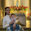 Erika Carlina dan baby Andrew