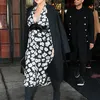 Fashion Hamil Chrissy Teigen