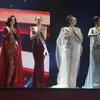 Miss Universe Mexico bersama kontestan lain