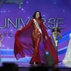 Miss Universe 2025 memakai gaun merah
