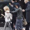 Angelina Jolie dan anaknya