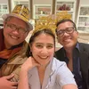 Prilly Latuconsina Rambut Pendek