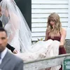 Taylor Swift Jadi Bridesmaid