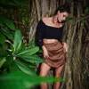 Abs Seksi Seleb Hollywood