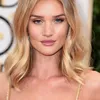 Bibir Seksi Artis Hollywood