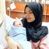 Selebritis Yang Melahirkan Bulan April