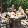 Aming dan istri
