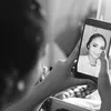 Penyanyi Cantik di Backstage
