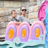 Angelina Jolie &amp; Anaknya di Disneyland
