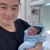 Foto Baby Timothee Putra Kedua Chef Arnold yang Baru Lahir