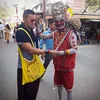 FOTO: Sedang di India, Ini Dia Spot Yang Dikunjungi Anjasmara