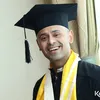 Mike Lucock dapat gelar sarjana
