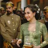 bcl pakai kebaya