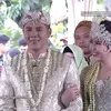 Foto Cantik Via Vallen dengan Rias Pengantin Adat Sunda