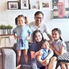 Nala, Putri Bule Mona Ratuliu