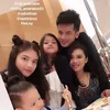 choky andriano dan anaknya adrienne zee