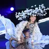 Ming Xi Victoria\&#039;s Secret Fashion Show 2017