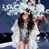 Ming Xi Victoria\&#039;s Secret Fashion Show 2017