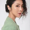 Foto Super Cantik Putu Ayu Saraswati