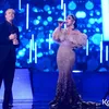 FOTO: Aksi Syahrini Saat Duet Dengan Rick Price di HUT Indosiar