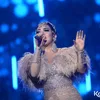 FOTO: Aksi Syahrini Saat Duet Dengan Rick Price di HUT Indosiar