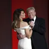 Melania - Donald Trump\&#039;s Awkward Moment