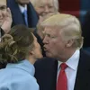 Melania - Donald Trump\&#039;s Awkward Moment